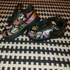 Nike Air Force 1 07 LXX Floral Sneaker